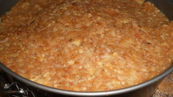 пирог ореховый с яблоками