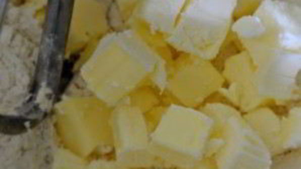 пирог с черникой и персиками по-деревенски