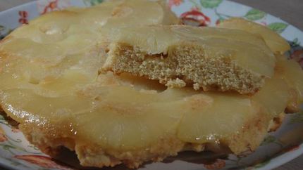 Пирог с консервированным ананасом