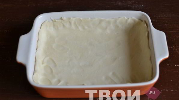 пирог с консервой