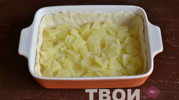 пирог с консервой