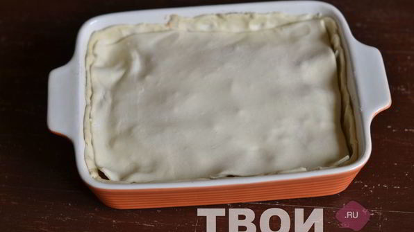 пирог с консервой