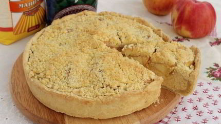 Пирог с нутом и яблоками