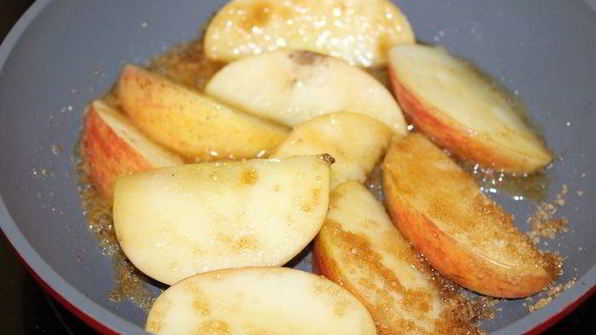 пирог с нутом и яблоками