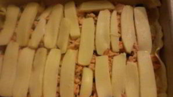 пирог с семгой, брынзой и шпинатом