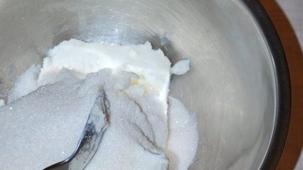 пирог с творогом, яблоками и корицей