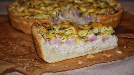 Пирог с ветчиной и стручковой фасолью