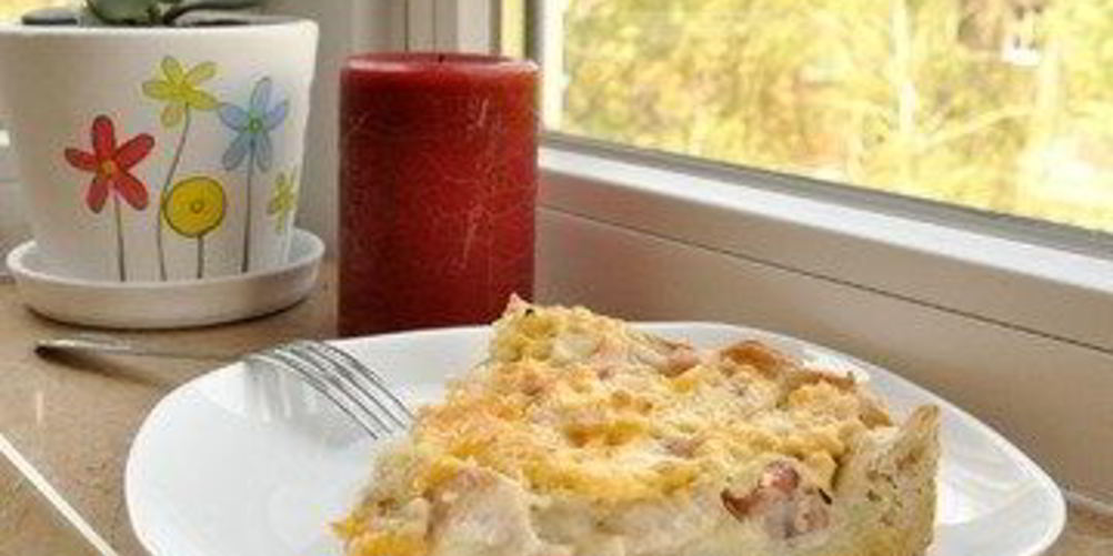 Рецепт пирога с ветчиной, курицей и луком