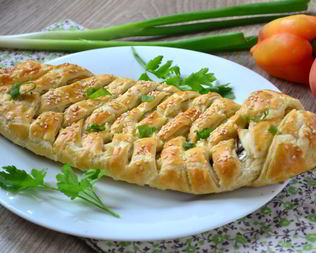 Пирог со шпротами