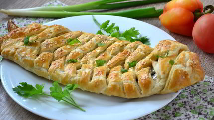 Пирог со шпротами