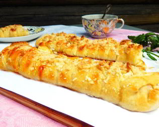 Пироги из слоеного теста