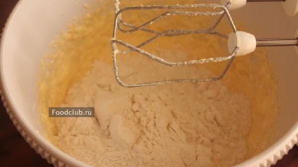 праздничный морковный пирог с ананасами и крем-чизом