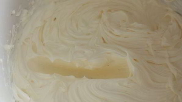 праздничный морковный пирог с ананасами и крем-чизом