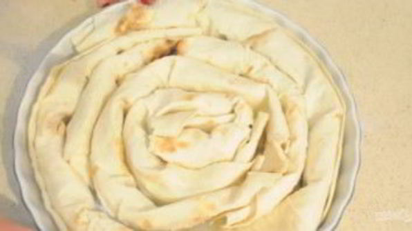 простой пирог из лаваша с мясом