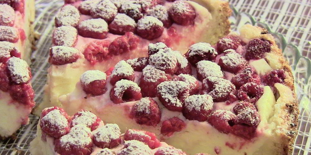 Рецепт творожного пирога с малиной