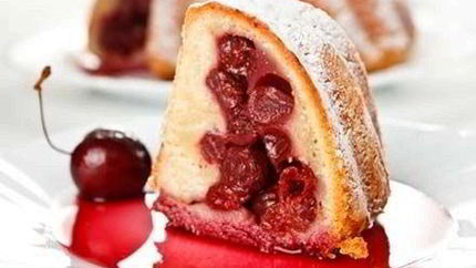 Вишнево-творожный пирог