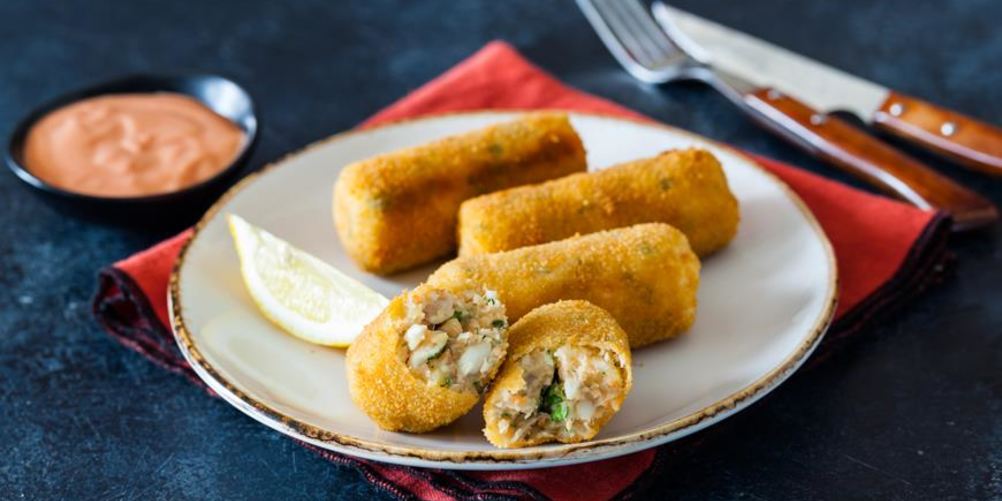 Рецепт картофельных пирожков с сигом и копченым муксуном