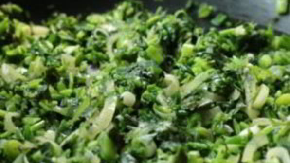 кутабы с зеленью по-азербайджански