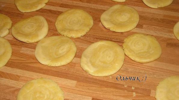 малазийские слоеные пирожки