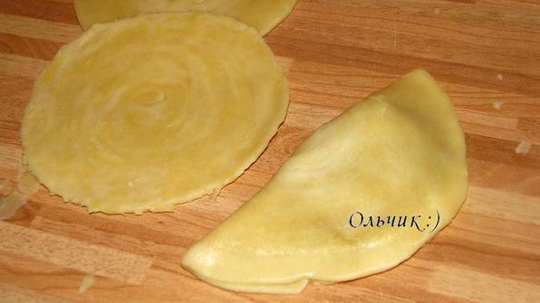 малазийские слоеные пирожки