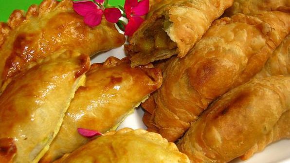 малазийские слоеные пирожки