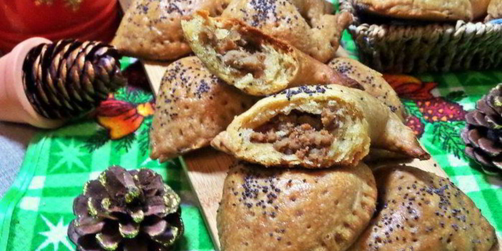 Рецепт мясных пирожков из хрустящего теста