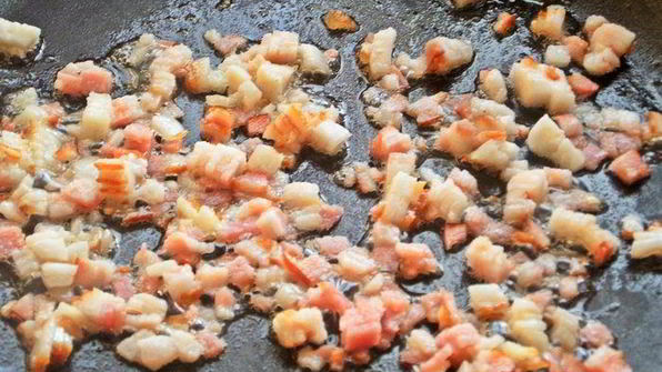 мясные пирожки из хрустящего теста