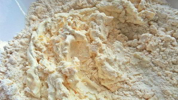 мясные пирожки из хрустящего теста