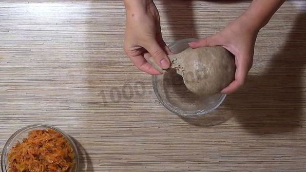 пирожки из ржаной муки с капустой в духовке