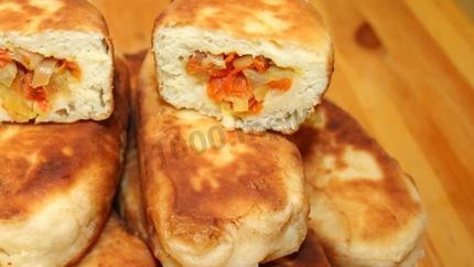 Пирожки из теста без дрожжей на сковороде