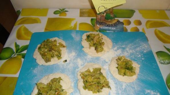 пирожки с брюссельской капустой