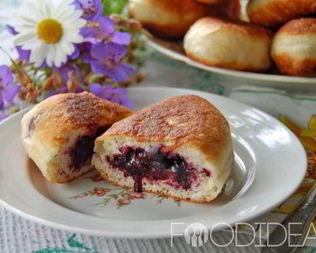 Пирожки с черникой