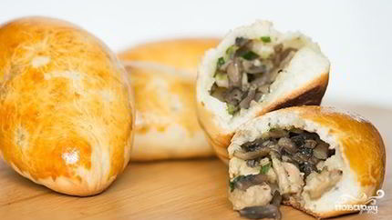 Пирожки с грибами и курицей