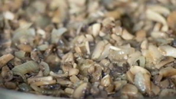 пирожки с грибами и курицей