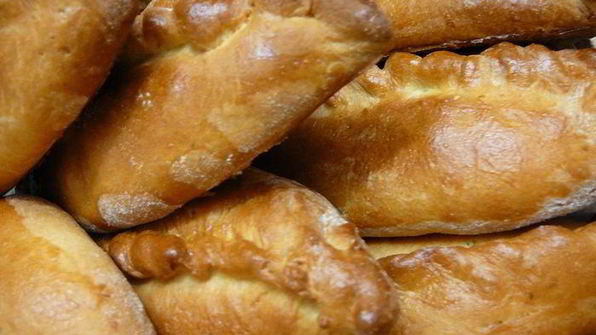 пирожки с грибами и зеленой гречкой