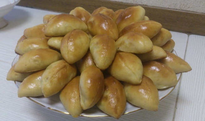 Пирожки с капустой и тестом из хлебопечки