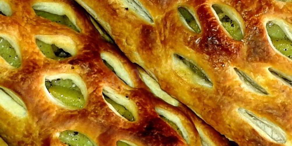 Рецепт пирожков с картошкой и фаршем из слоеного теста