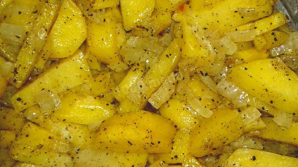 пирожки с картошкой и фаршем из слоеного теста