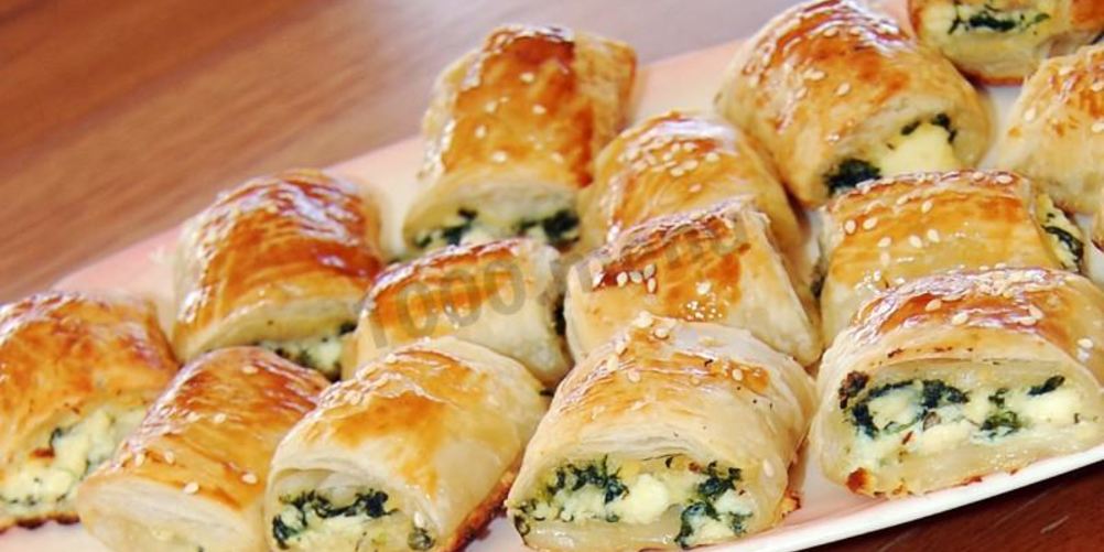 Рецепт пирожков с колбасой и сыром