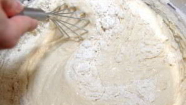 пирожки с консервированной рыбой