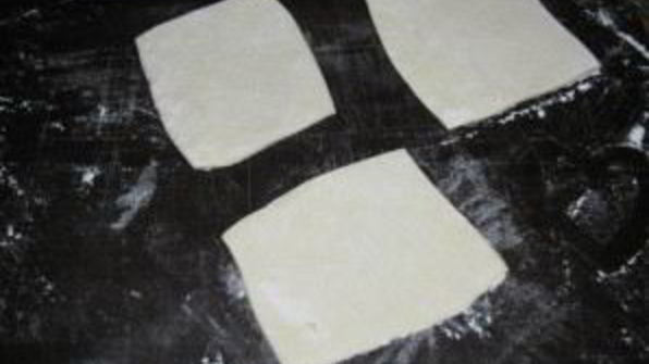 пирожки с красной рыбой