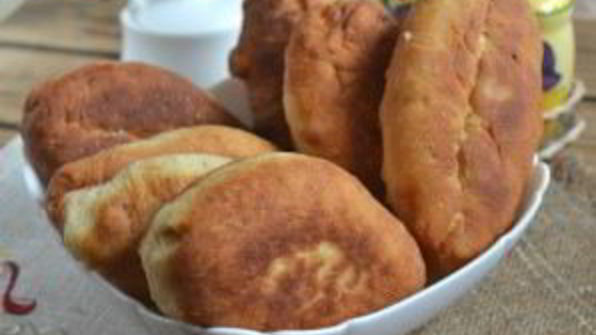 пирожки с луком на кефире