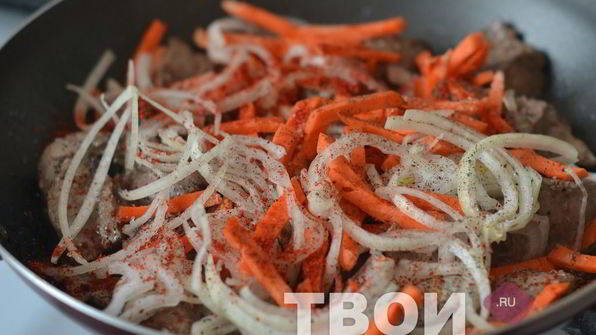 слоеные пирожки с куриной печенью