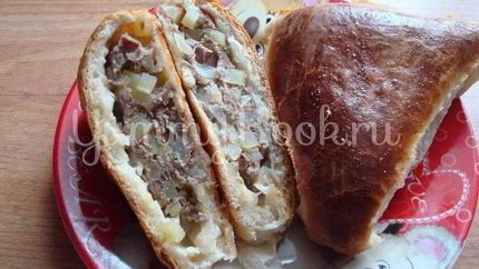 Эчпочмак — пирожки с мясом и картофелем
