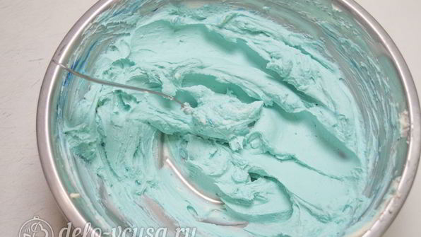 бисквитное пирожное со сливочным кремом