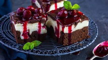 Брауни с творогом и вишней