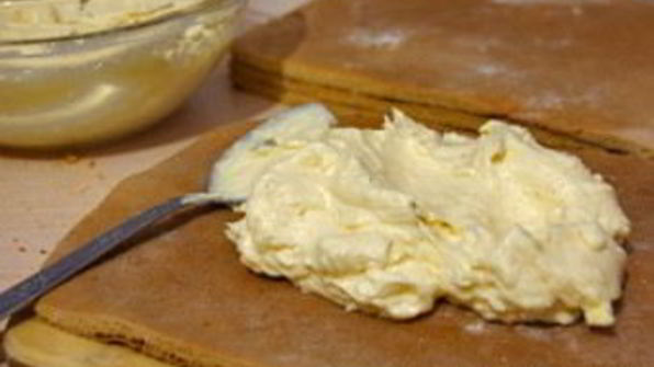 медовые пирожные