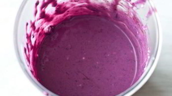 мраморные брауни с сырно-черничной прослойкой