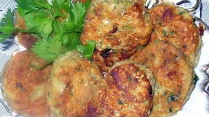 Мясные пирожные c баклажанами