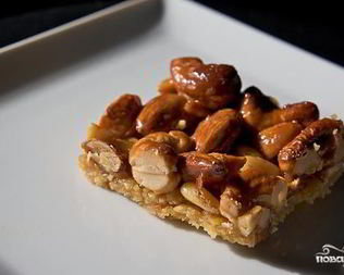 Ореховые пирожные с медом